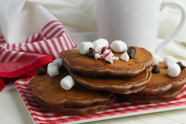 Peppermint Hot Chocolate Pancakes