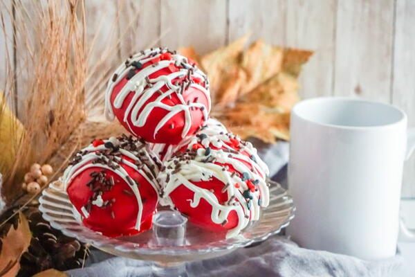 Mickey Christmas Hot Cocoa Bombs