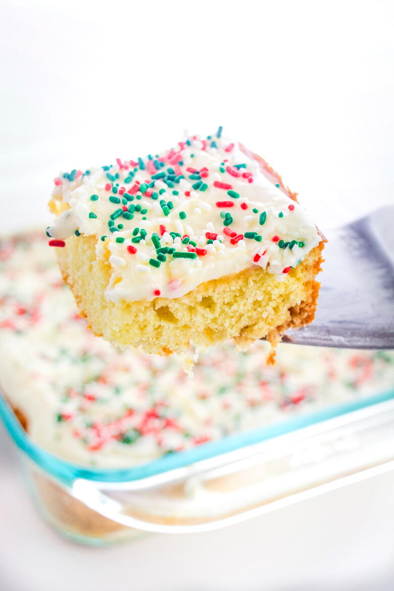 Christmas Sugar Cookie Cake | AllFreeCasseroleRecipes.com
