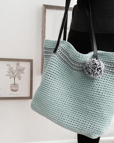 Reef Crochet Beach Bag Pattern 2.0 | AllFreeCrochet.com