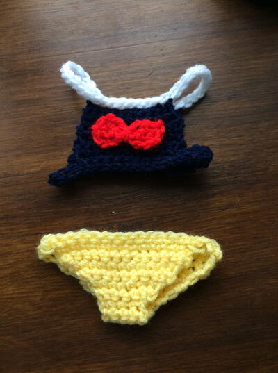 18" Snow White Bikini | AllFreeCrochet.com 18" Snow White Bikini | AllFreeCrochet.com