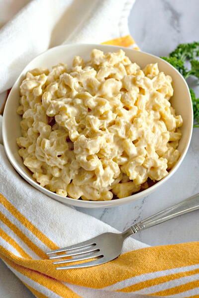 The Best Creamy Stovetop Macaroni & Cheese