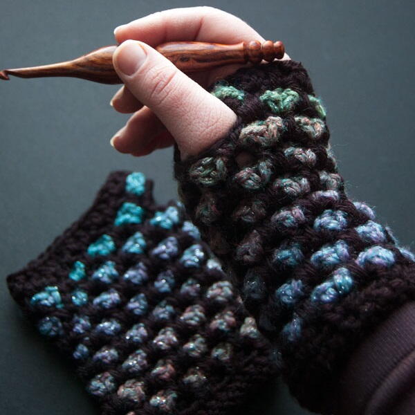 Color Changing Fingerless Gloves