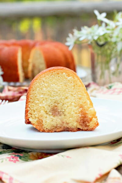 Kentucky Butter Cake