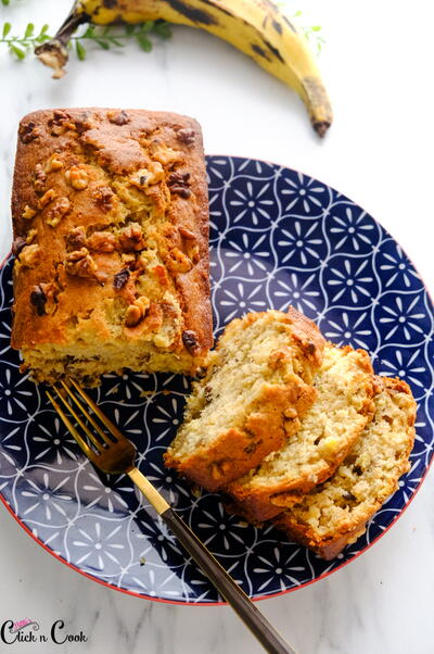 Classic Banana Bread Recipe