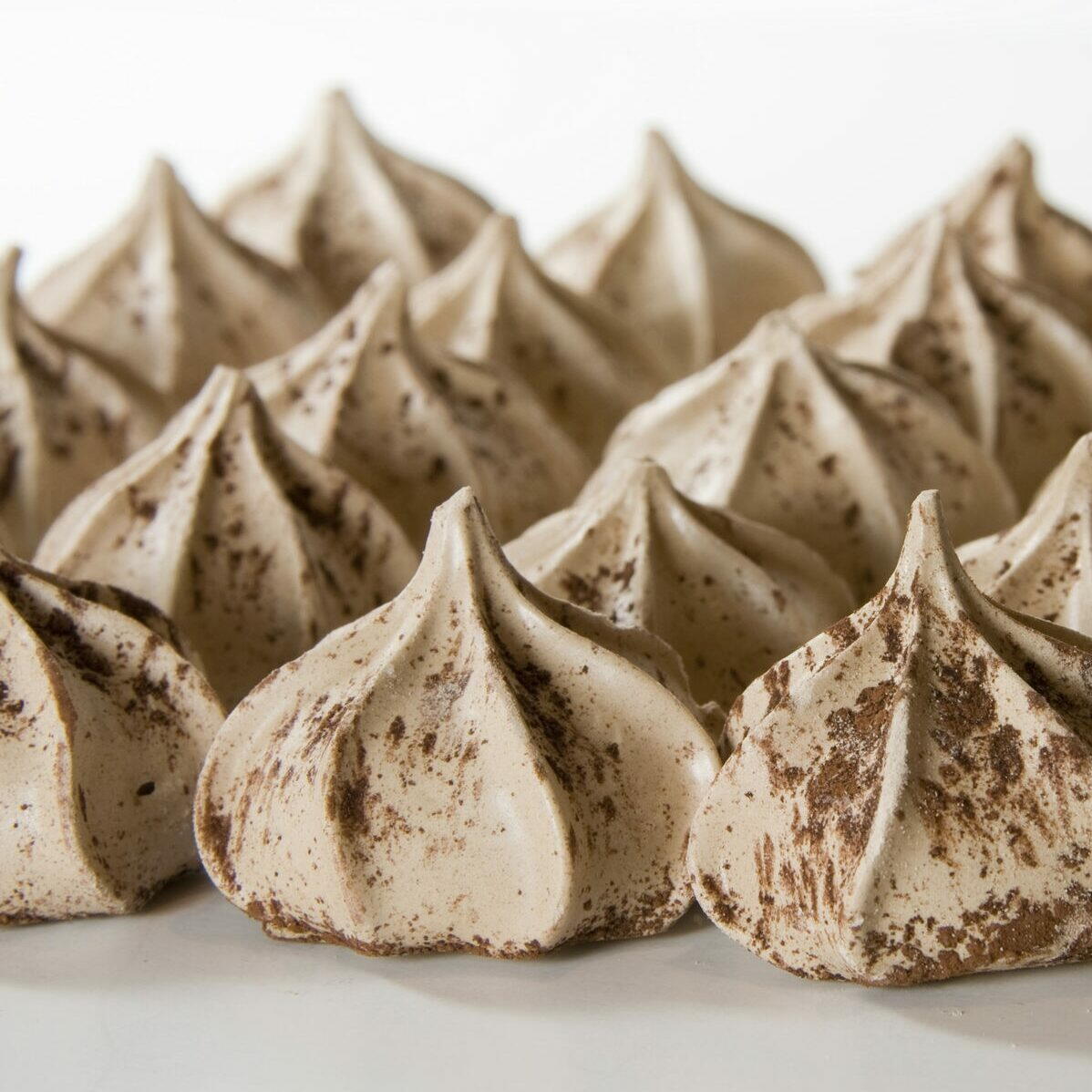 Cream Tartar And Chocolate Meringue Kisses Recipe | RecipeLion.com