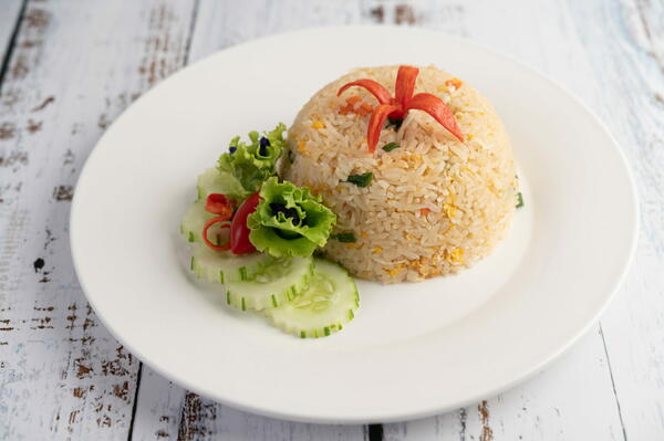 Simple And Easy Egg Fried Rice Recipe