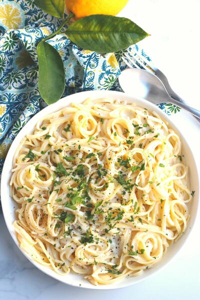 Vegan Cauliflower Alfredo Sauce