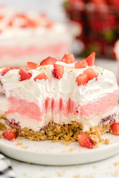 Strawberry Delight Dessert