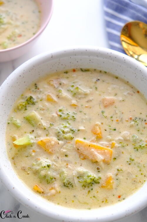 Broccoli Cheddar Soup Recipe | AllFreeCopycatRecipes.com