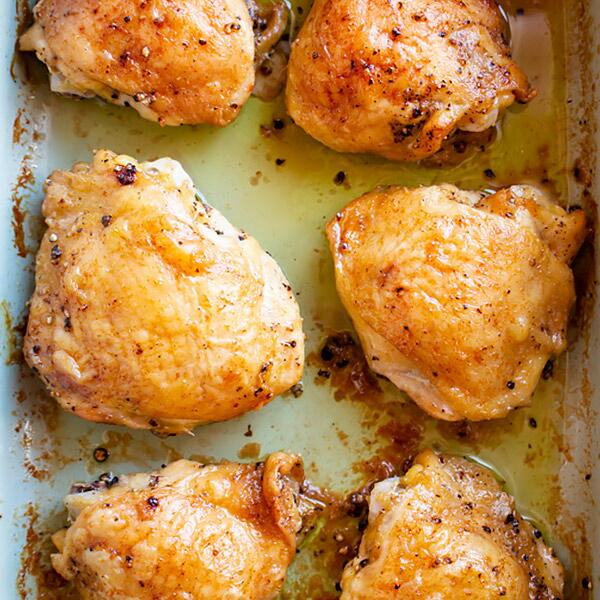 Roasted Chicken Thighs | RecipeLion.com