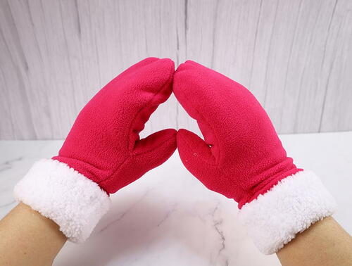 Warm Mittens With Faux Fur Lining