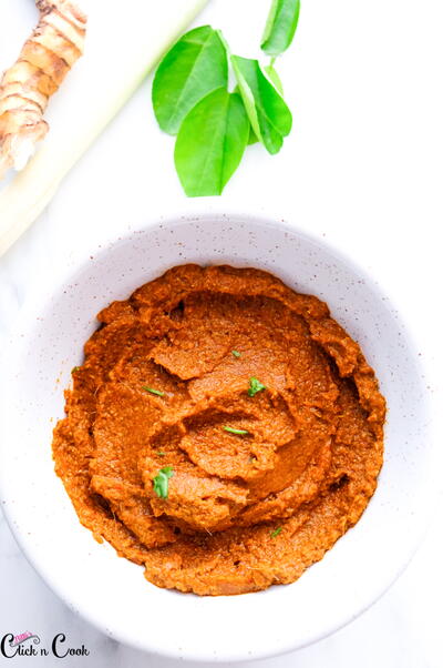 Homemade Thai Red Curry Paste