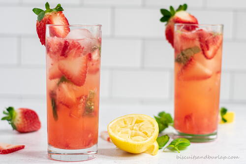 Strawberry-basil Cocktail | RecipeLion.com
