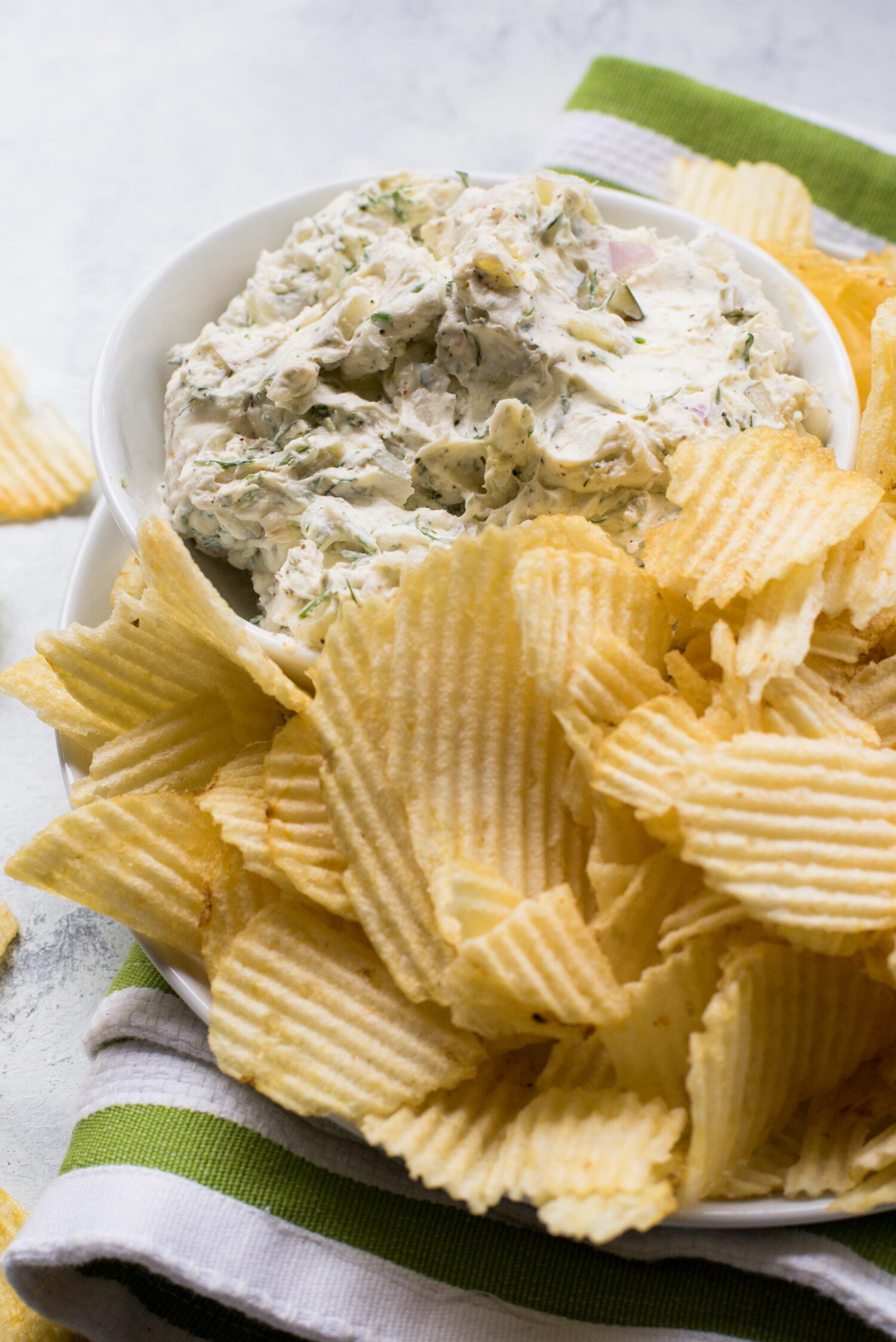 Copycat Applebee's Spinach Artichoke Dip-image