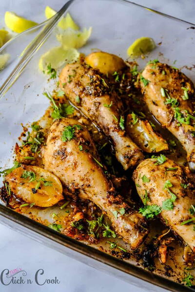 Lemon Garlic Drumsticks Chicken | FaveSouthernRecipes.com