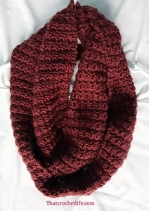 Sweetheart Infinity Scarf | AllFreeCrochet.com