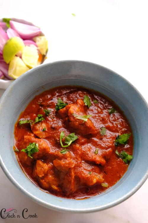 Rajasthani Laal Maas Recipe | FaveHealthyRecipes.com