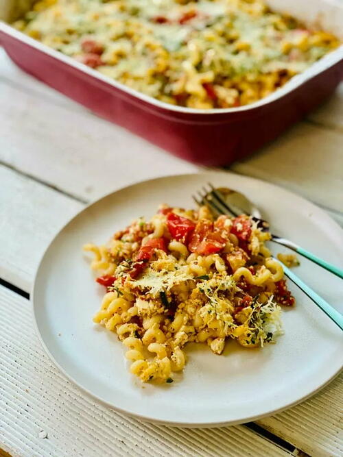 Super Quick Baked Feta Pasta