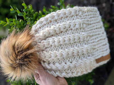 Spikelet Bulky Knit Hat