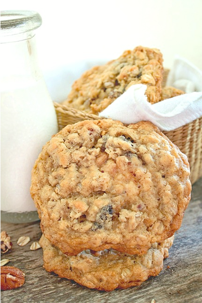 Oatmeal Raisin Pecan Cookies