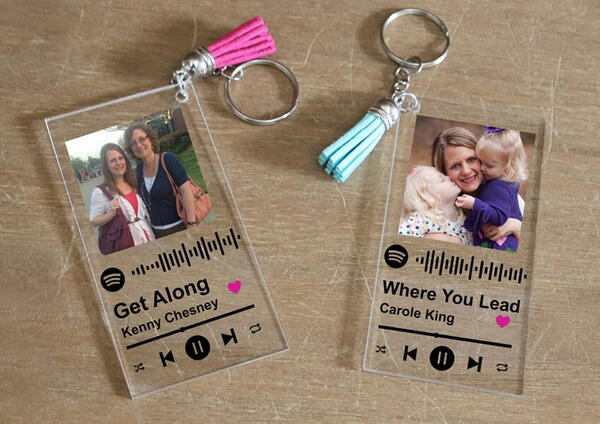 Mothers Day Spotify Keychain