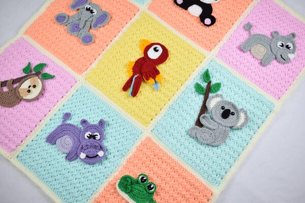 Crochet Safari Themed Baby Blanket With Appliques
