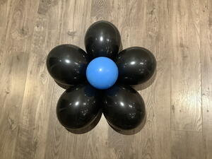 How To Make A Simple Balloon Flower
