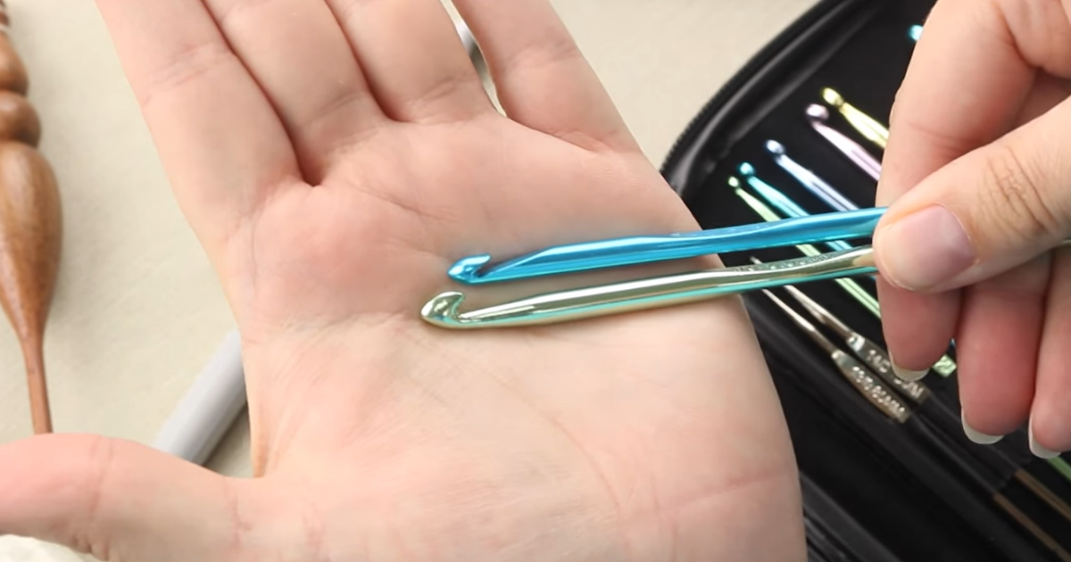 Solved Can I Take a Crochet Hook on a Plane? (2021)