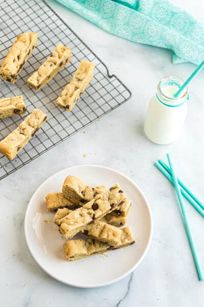 Chewy Chocolate Chip Cookie Sticks