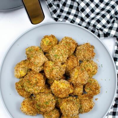 Air Fryer Mac And Cheese Bites