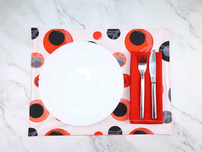 The Easiest Reversible Placemats Ever