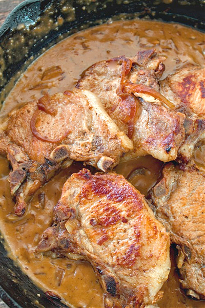 Pork Chops In Sour Cream Gravy