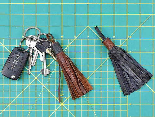 leather-tassel-keychain-diy-allfreesewing