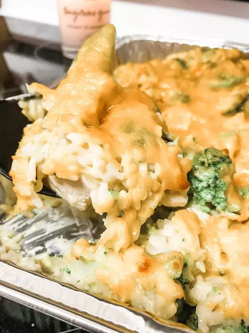 Cheesy Chicken And Broccoli Casserole 