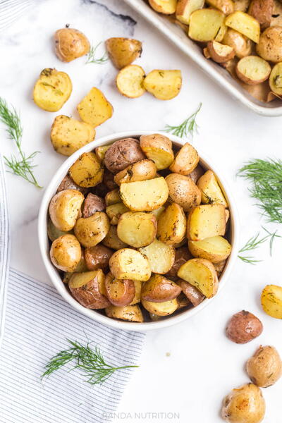 Roasted Garlic Dill Potatoes Recipe