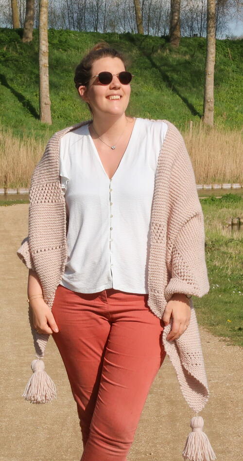 Emilia Shawl | FaveCrafts.com