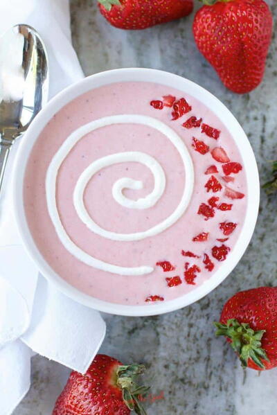 Strawberry Soup Recipe. (1900 Park Fair Grand Floridian Copycat)