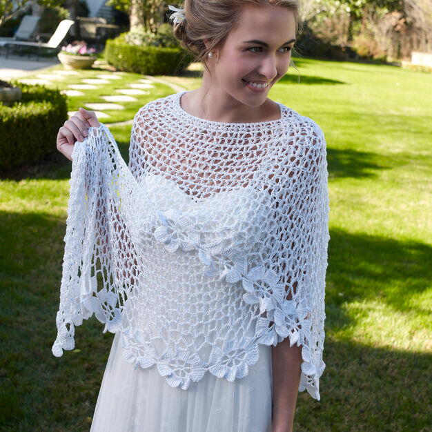 Beautiful Bridal Shawl Crochet Pattern (+ Free PDF)