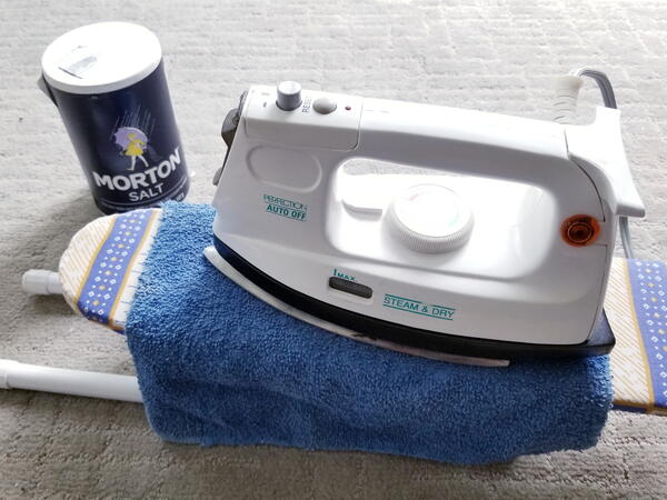 How To Clean An Iron 8 Easy Cheap Methods Allfreesewing Com How To Clean An Iron 8 Easy Cheap Methods Allfreesewing Com