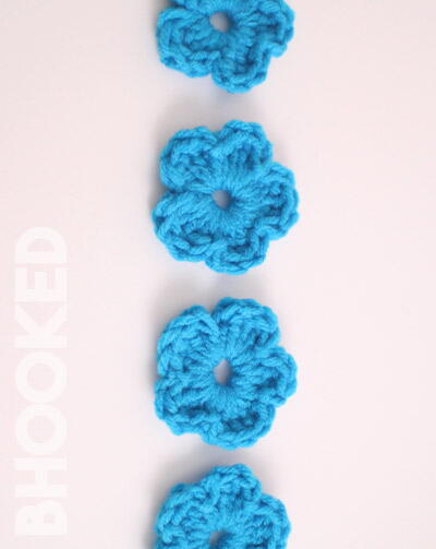 Easy Crochet Flowers for Beginners
