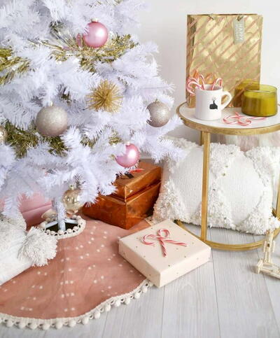 Modern Pink DIY Christmas Tree Skirt