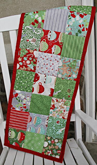 Easy Christmas Table Runner