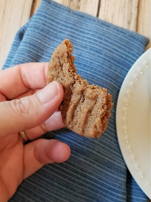 Almond Butter Cookies With Just 5 Ingredients
