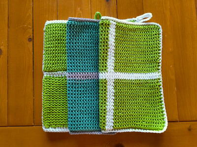 Pot Holders, A Pattern With The Thermal Half Double Crochets