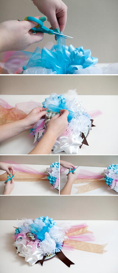 Cut extra pieces that are too long, fluff your bows and ribbons… to finish the ‘bow-quet‘!