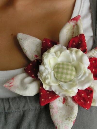 Simply Lovely DIY Corsage 