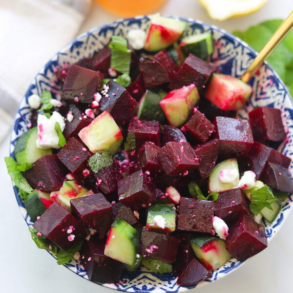 Refreshing Beet And Cucumber Salad