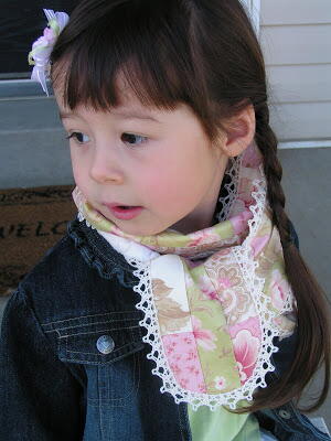 Darling Childs Scarf Pattern