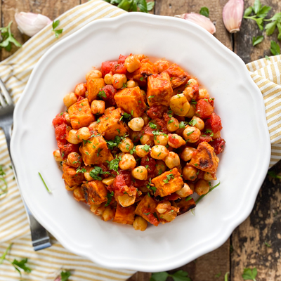  Spanish Chickpeas & Sweet Potatoes In A Spicy Tomato Sauce